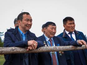 В День России президент страны вручит звезду Героя Труда прославленному якутскому дояру