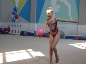 В Якутске проходит детский Открытый турнир по художественной гимнастике