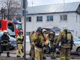 В школе якутского города Алдан прошли пожарно-тактические учения