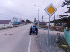 В якутском селе Булгунняхтах 17-летний мотоциклист врезался в трактор