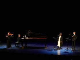 В Якутск приехали известные артисты России Евгения Добровольская и Сергей Чонишвили