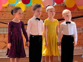 В Якутске сезон спортивных танцев закрыли клубным турниром