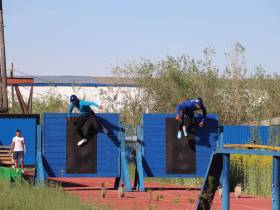 В Якутске проходят соревнования по пожарно-спасательному спорту