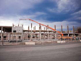 Реконструкцию аэропорта "Чульман" в Якутии завершат к ноябрю