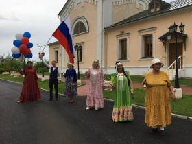 Флешмоб «Колокольный перезвон» прошел в Якутске в День России