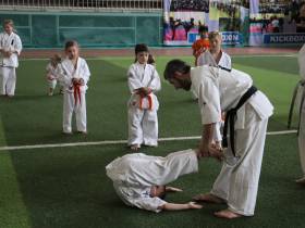 Хаид Мантаев провел мастер-класс для якутских каратистов