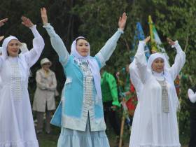 В городе Нюрба прошёл юбилейный Ысыах