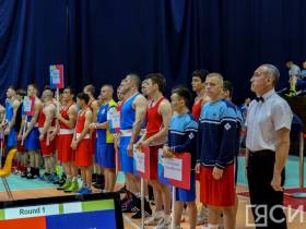 В Якутске стартовал чемпионат Дальнего Востока по боксу среди мужчин