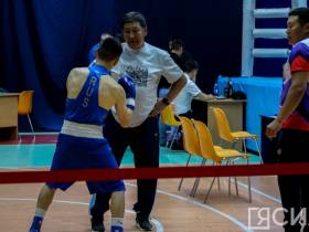 В Якутске стартовал чемпионат Дальнего Востока по боксу среди мужчин