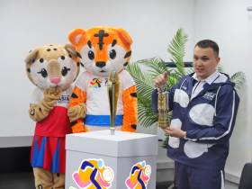 Факел VII международных спортивных игр "Дети Азии" презентовали во Владивостоке