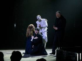 «Мастер и Маргарита»: Приморский драмтеатр начал гастроли в Якутске