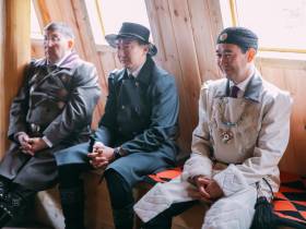 Глава Якутии встретился с участниками фестиваля «Встреча шедевров ЮНЕСКО на земле Олонхо»