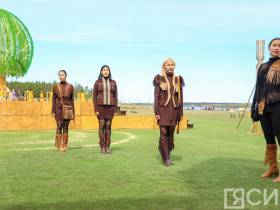 Валериана Никифорова завоевала Гран-при конкурса национальных костюмов на Ысыахе Олонхо