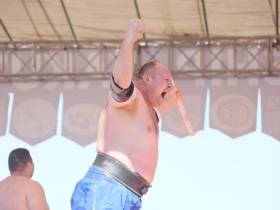 Виктор Колибабчук и Татьяна Баишева стали абсолютными чемпионами мира по мас-рестлингу