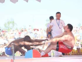 Виктор Колибабчук и Татьяна Баишева стали абсолютными чемпионами мира по мас-рестлингу