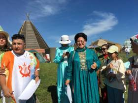 На Ысыахе Туймаады проводят конкурс «Женщина. Мать. Надежда будущих поколений»