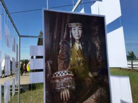 На Ысыахе Туймаады проводят конкурс «Женщина. Мать. Надежда будущих поколений»