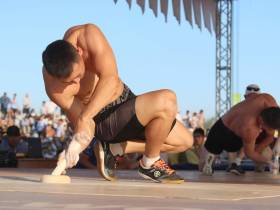 Алексей Уваровский и Айсен Ботуев лидируют по итогам первого дня Игр Дыгына