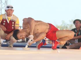 Алексей Уваровский и Айсен Ботуев лидируют по итогам первого дня Игр Дыгына