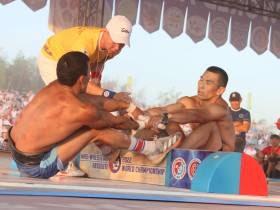 Алексей Уваровский и Айсен Ботуев лидируют по итогам первого дня Игр Дыгына