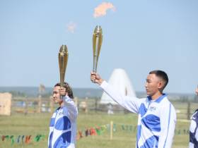 Якутия передала огонь Игр "Дети Азии" Приморскому краю