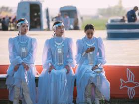 Победителем скачек на приз главы Якутии стал скакун Крит