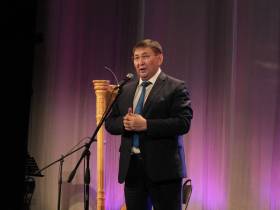 Более 1000 молодых исполнителей участвуют в конкурсе «Розовая чайка» в Якутске