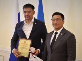 В Якутске наградили организаторский состав чемпионата мира по мас-рестлингу