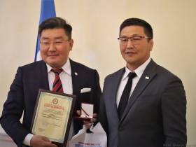 В Якутске наградили организаторский состав чемпионата мира по мас-рестлингу