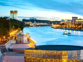 Где активно и неспешно отдохнуть у воды в Москве