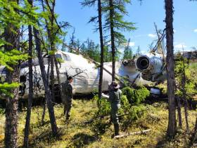 С самолета Ан-30, совершившего жесткую посадку в Якутии, изъяли бортовые самописцы