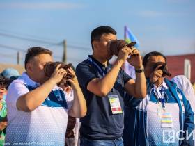 Выставка деревянных скульптур «Колыбель Олонхо» открылась в Усть-Алданском улусе