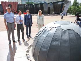 Глава Якутии сегодня работает в Хабаровске