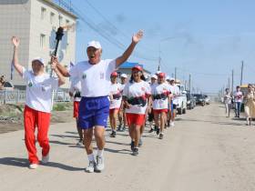 Огонь VIII Спортивных игр народов Якутии прибыл в Усть-Алданский район