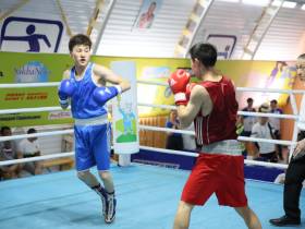 Первые боксерские бои за выход в четвертьфинал провели на Играх народов Якутии