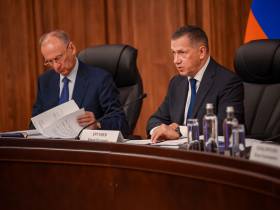 Глава Якутии принял участие в выездном совещании секретаря Совбеза РФ в Хабаровске