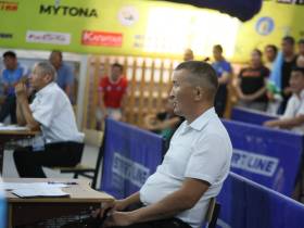 Первые боксёрские бои за выход в четвертьфинал провели на Играх народов Якутии