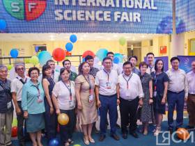 Бумага из листьев, приложение от стресса: участники МИИ-2022 рассказали о своих научных проектах