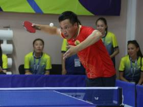 Сильнейшие команды борются за первое место в теннисе на VIII Играх народов Якутии