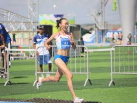 Леонтьева и Алексеев финишировали первыми на Спортивных играх народов Якутии