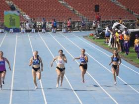 Диана Адасько и Валентин Иванов стали самыми быстрыми спринтерами Спортивных игр народов Якутии