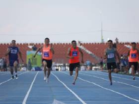 Диана Адасько и Валентин Иванов стали самыми быстрыми спринтерами Спортивных игр народов Якутии