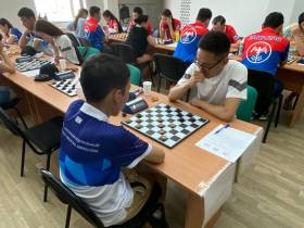 Сильнейшие шашисты республики встретились на VIII Играх народов Якутии