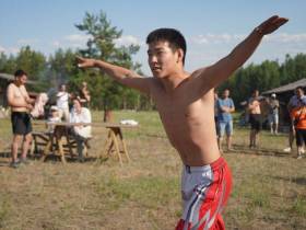 Бурятский народный праздник Сурхарбан отметили в Якутске