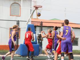 Команды из Якутска и Намцев стали чемпионами VIII Спортивных игр народов Якутии по стритболу