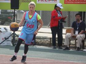 Команды из Якутска и Намцев стали чемпионами VIII Спортивных игр народов Якутии по стритболу