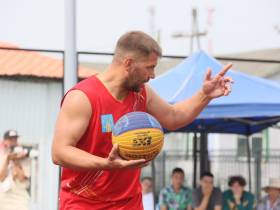 Команды из Якутска и Намцев стали чемпионами VIII Спортивных игр народов Якутии по стритболу