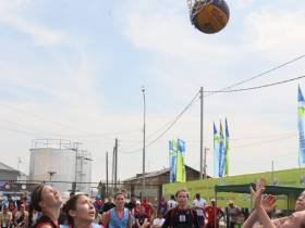 Команды из Якутска и Намцев стали чемпионами VIII Спортивных игр народов Якутии по стритболу