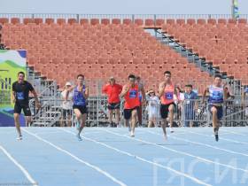 Валентин Иванов и Диана Адасько вновь выиграли забеги на Спортивных играх народов Якутии