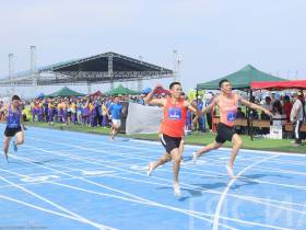 Валентин Иванов и Диана Адасько вновь выиграли забеги на Спортивных играх народов Якутии